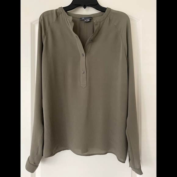 Vince Tops - Vince 100% Silk Popover Blouse